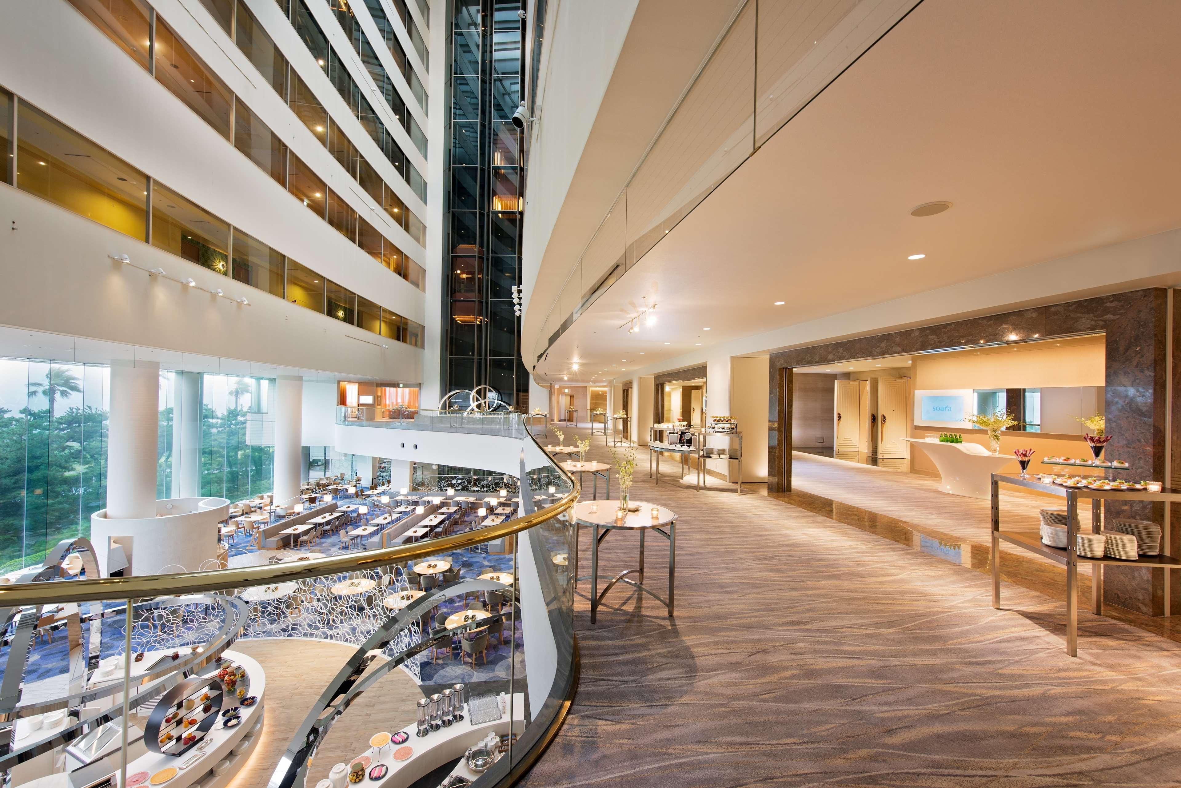 Hilton Tokyo Bay Hotel Urayasu Екстериор снимка