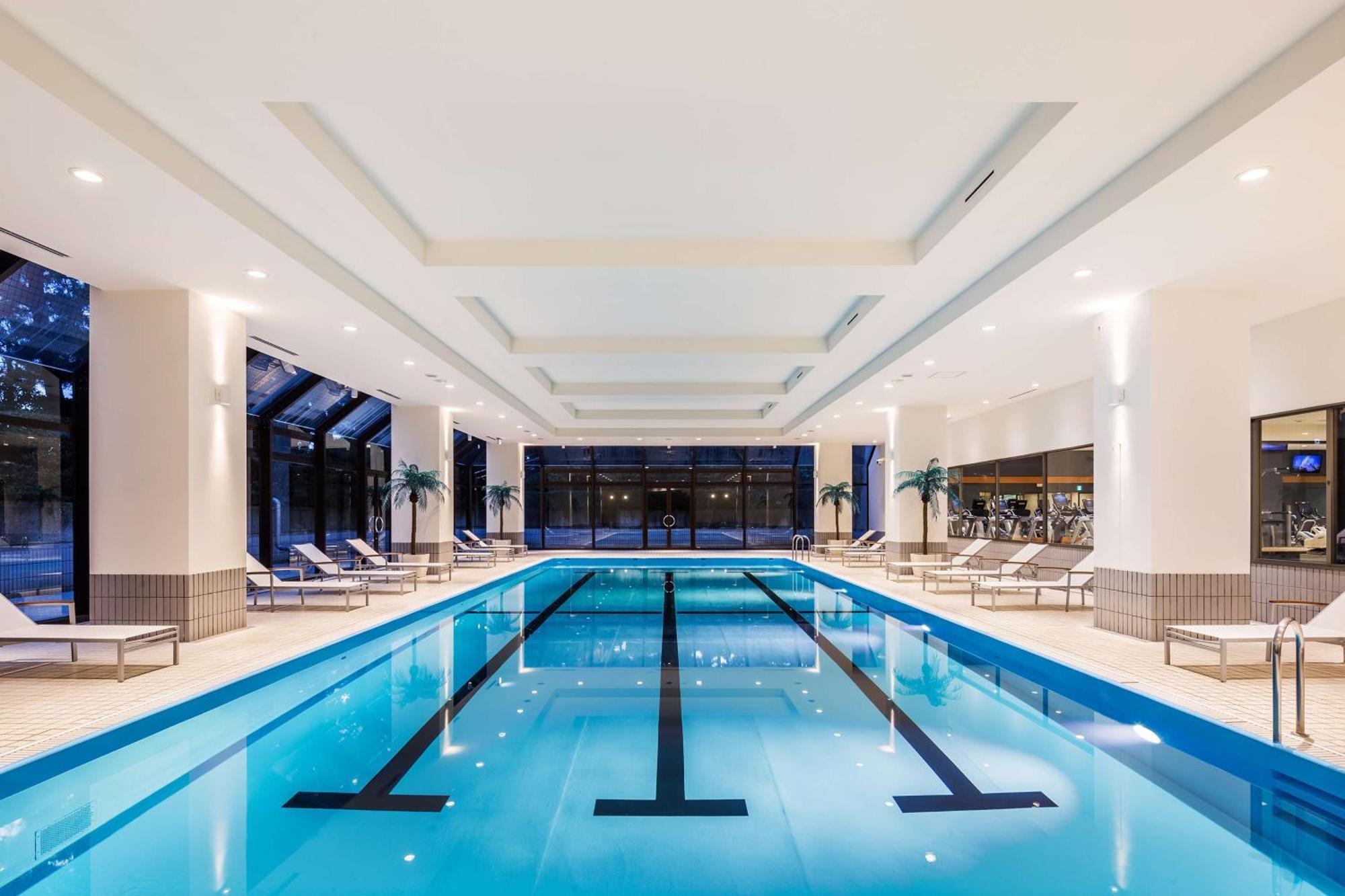 Hilton Tokyo Bay Hotel Urayasu Екстериор снимка