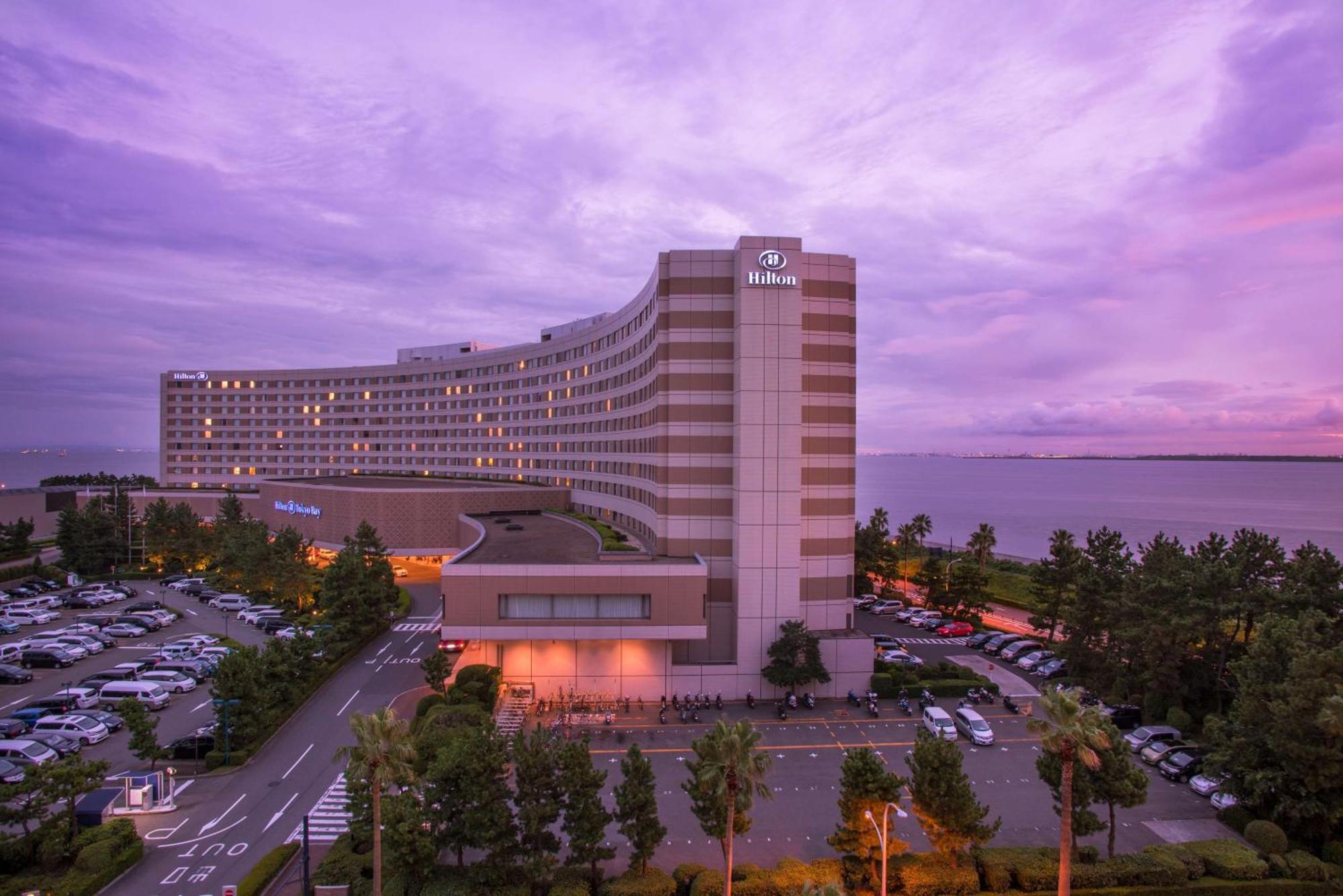 Hilton Tokyo Bay Hotel Urayasu Екстериор снимка