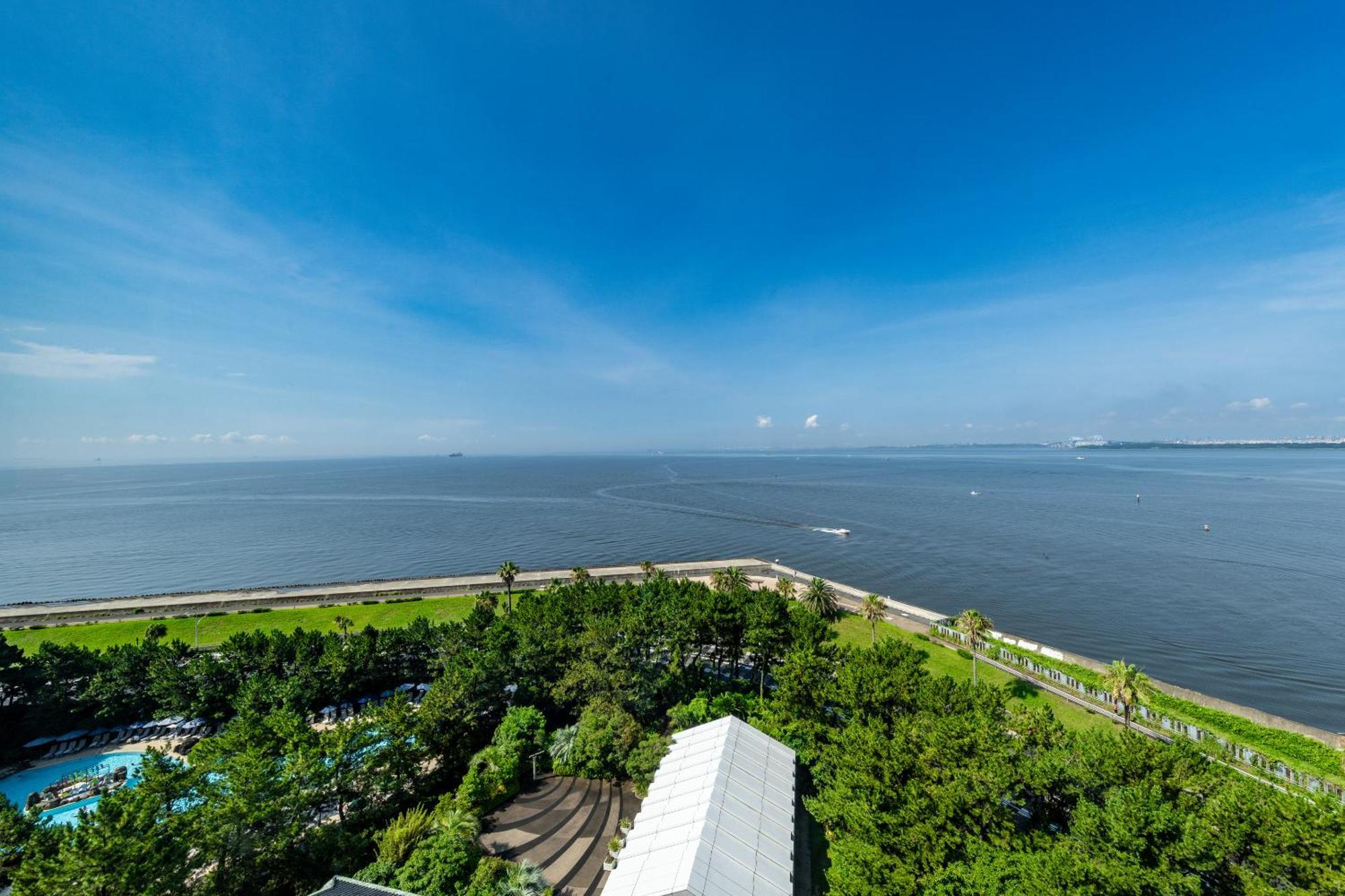 Hilton Tokyo Bay Hotel Urayasu Екстериор снимка
