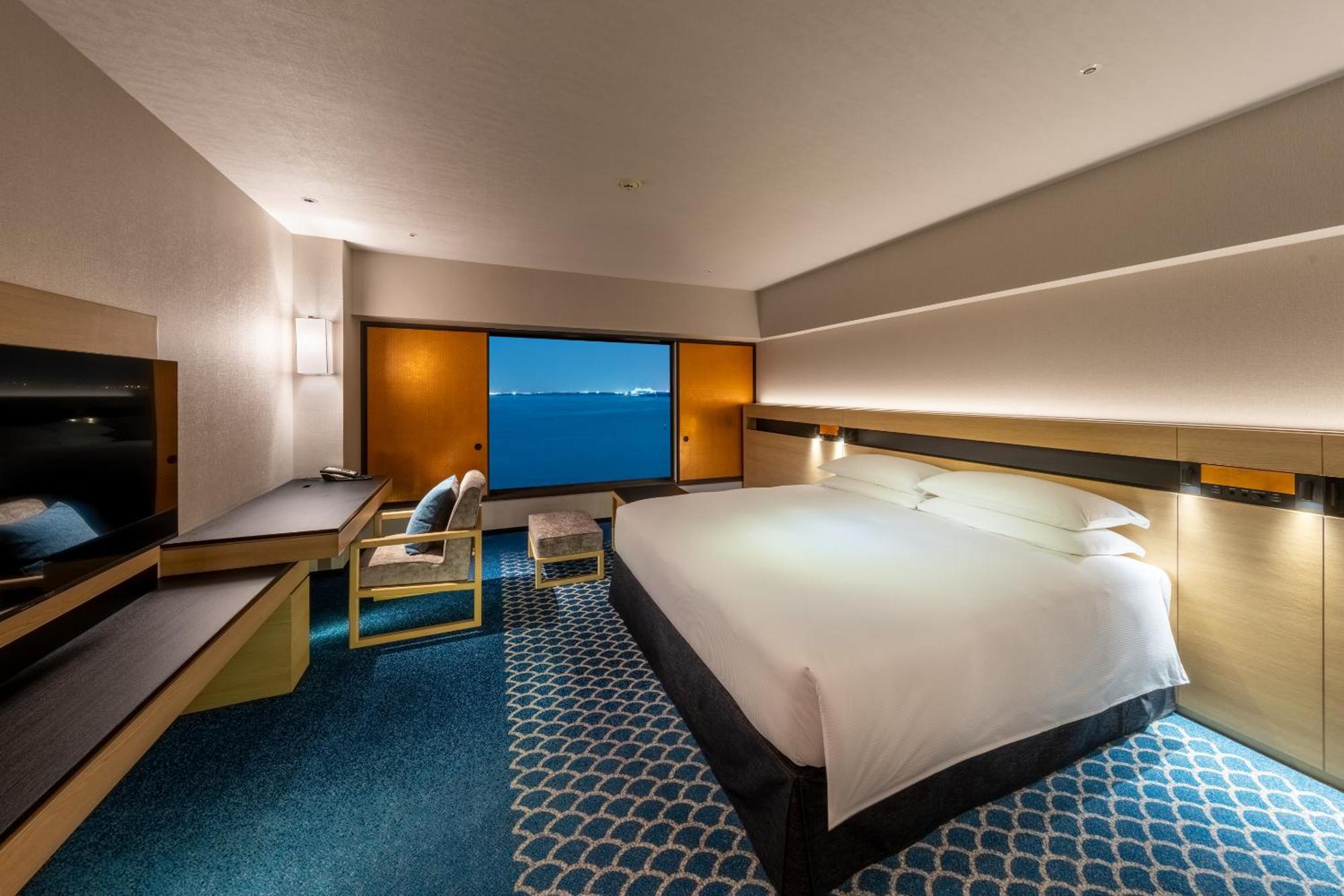 Hilton Tokyo Bay Hotel Urayasu Екстериор снимка